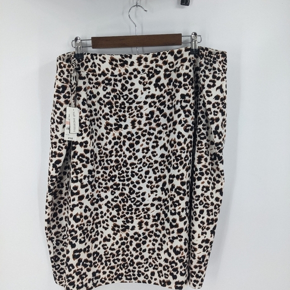 NWT BAR III Leopard Pencil Skirt - Picture 3 of 6